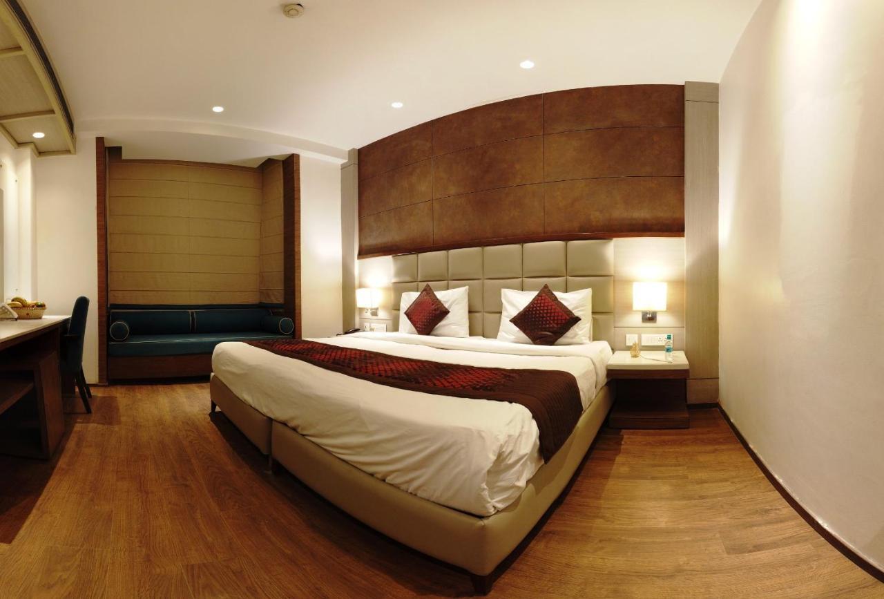 Lemonwood Suites By F9 Hotels - Trivoli Garden Chhatarpur Yeni Delhi Dış mekan fotoğraf