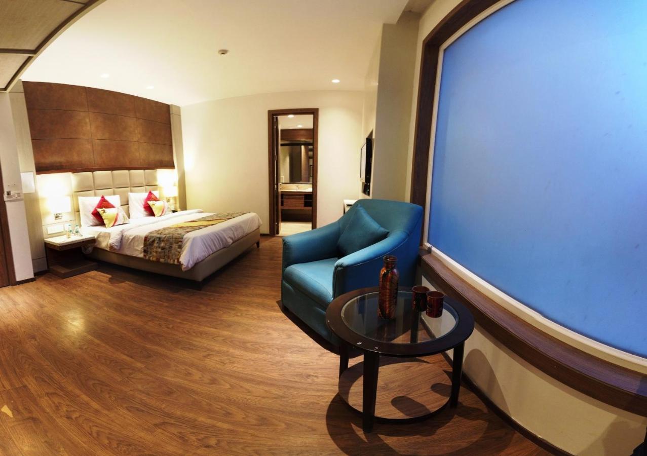 Lemonwood Suites By F9 Hotels - Trivoli Garden Chhatarpur Yeni Delhi Dış mekan fotoğraf